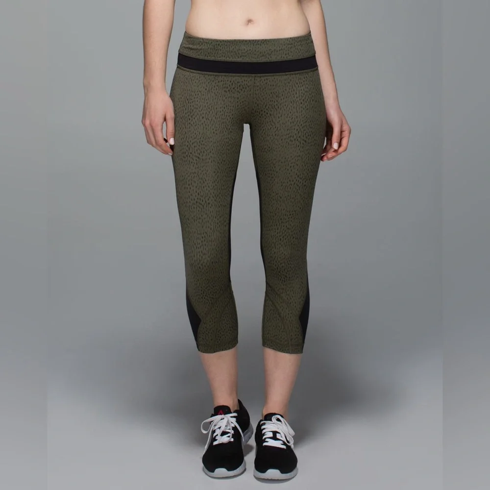 Lululemon Run Inspire Crop II Full-On Luxtreme Mesh
